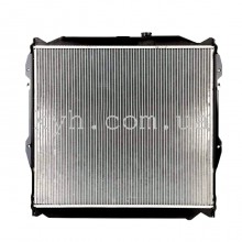 Радиатор охлаждения двигателя TOYOTA LANDCRUISER AUT 96-  1640075180